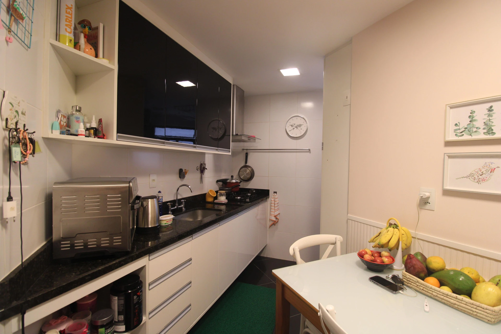 Furnished apartment, 112 m², with a glass-enclosed balcony — photo 38