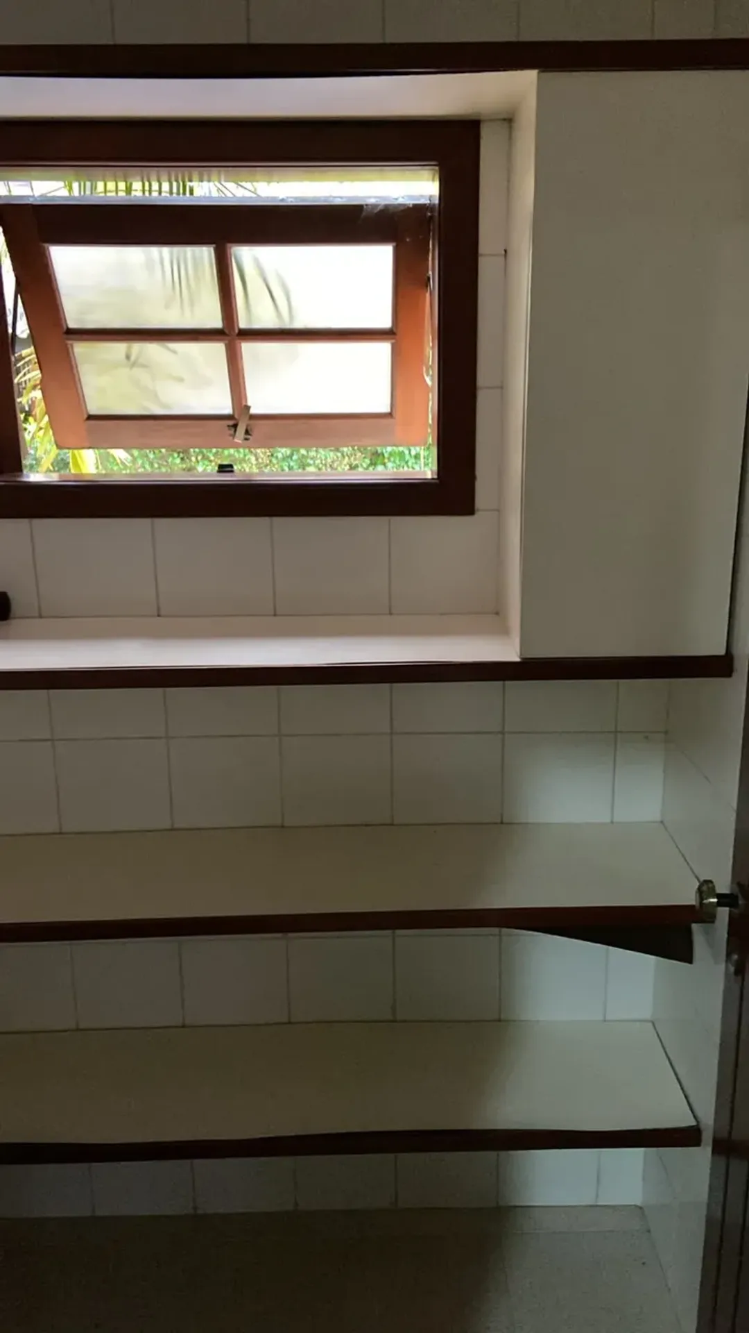 317 m² house with 3 suites, balcony grill and 3 parking — photo 12