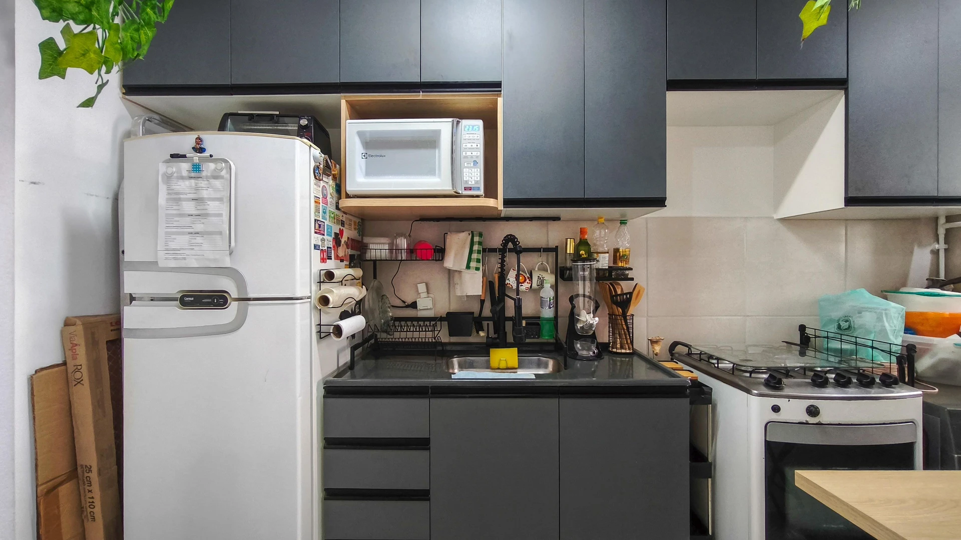 Home office in a one-bedroom apartment, 32 m² — photo 36