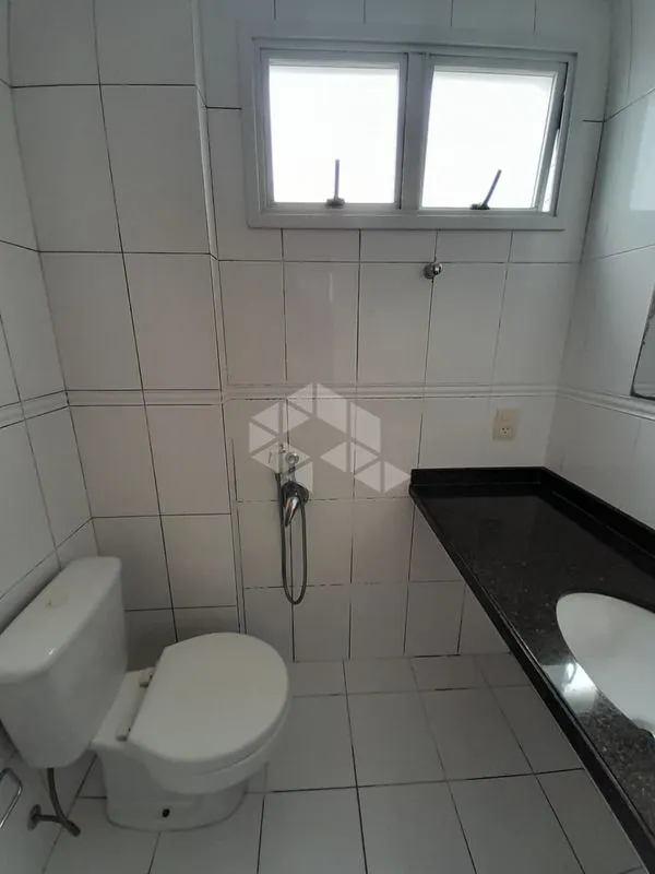 Apartamento com piso de madeira ou laminado, Itacorubi Norte — photo 28