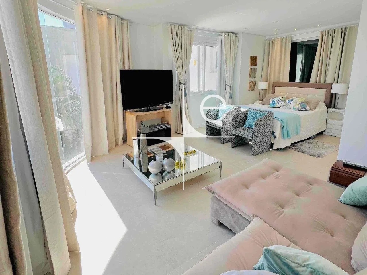 Furnished house with 7 bedrooms and a balcony BBQ — photo 45