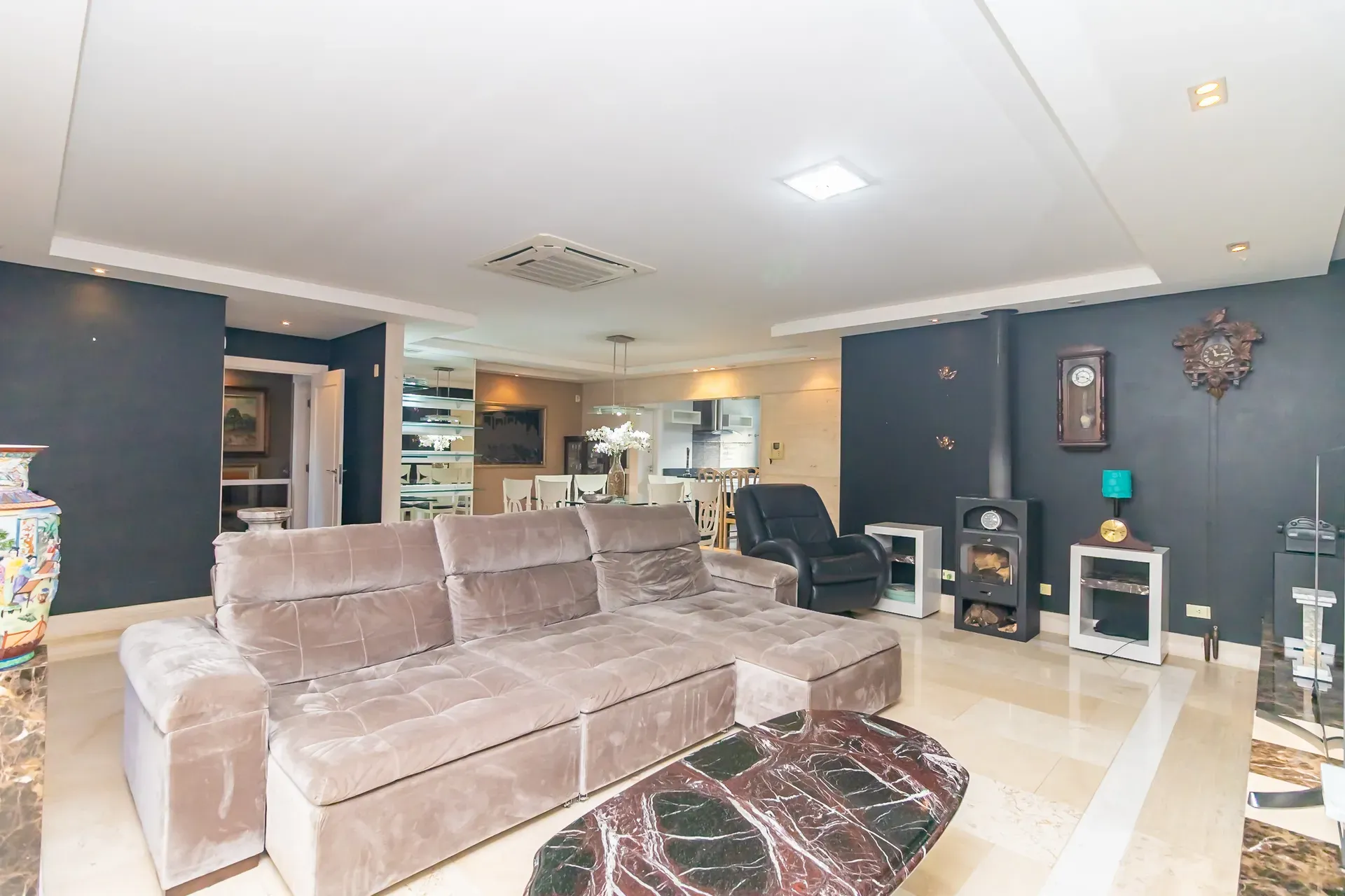 Furnished house with 3 bedrooms and 4 bathrooms — photo 2