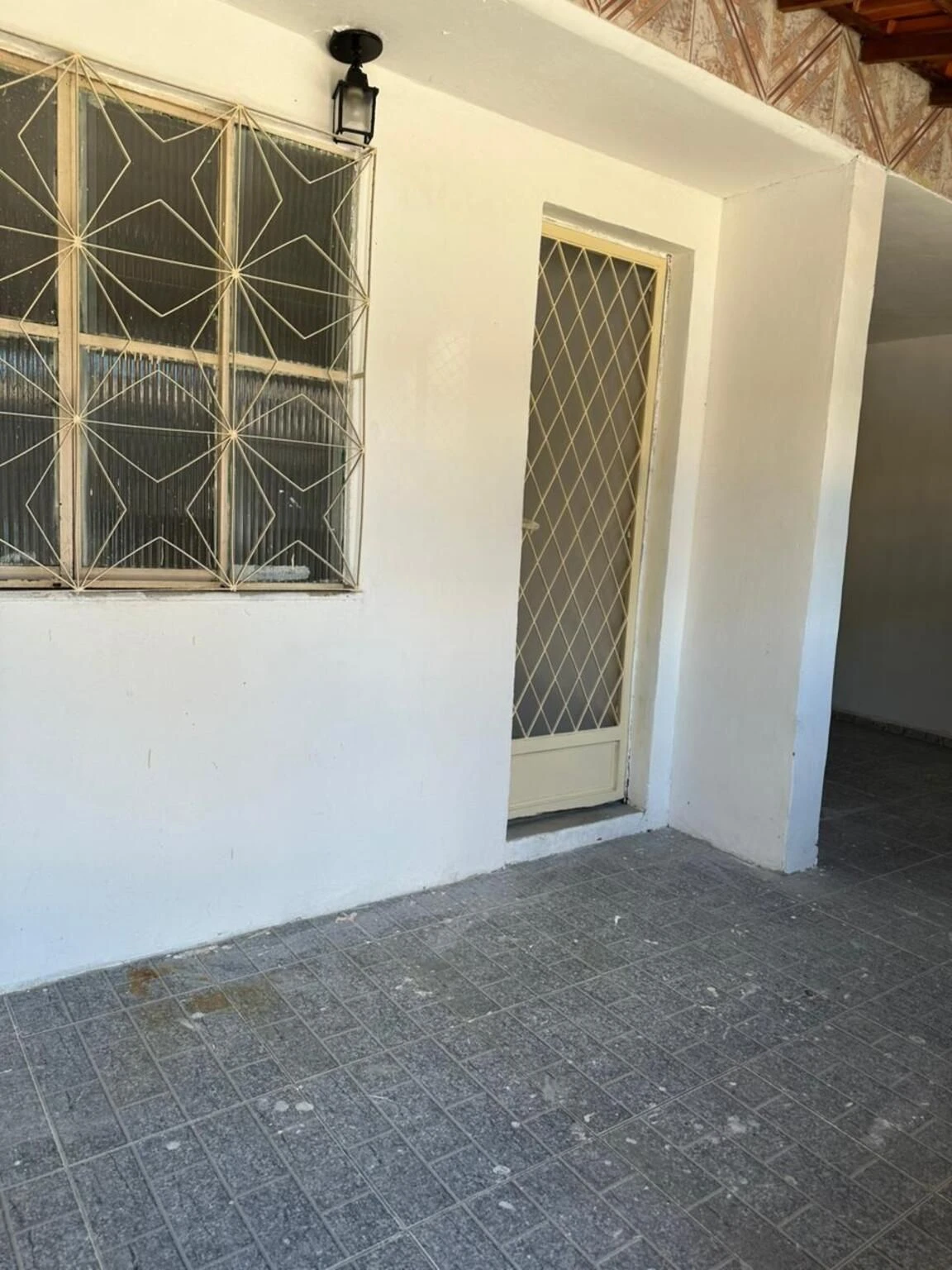 Casa não mobiliada com 2 quartos e 3 banheiros — photo 17