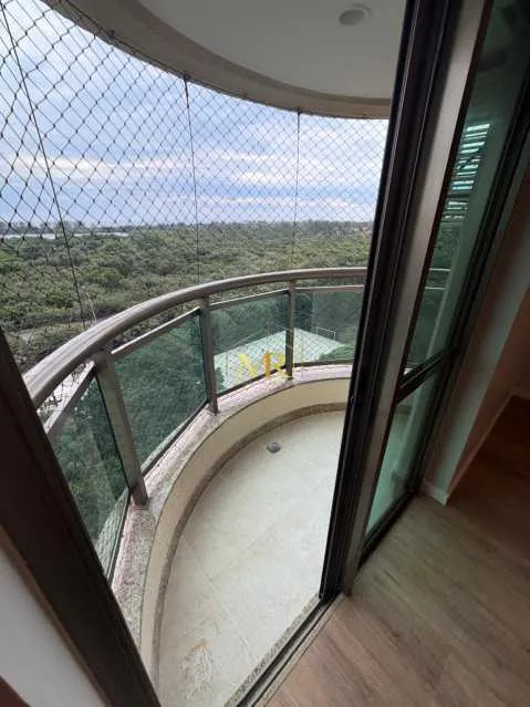 Apartment, 170 m², with a jacuzzi — photo 15
