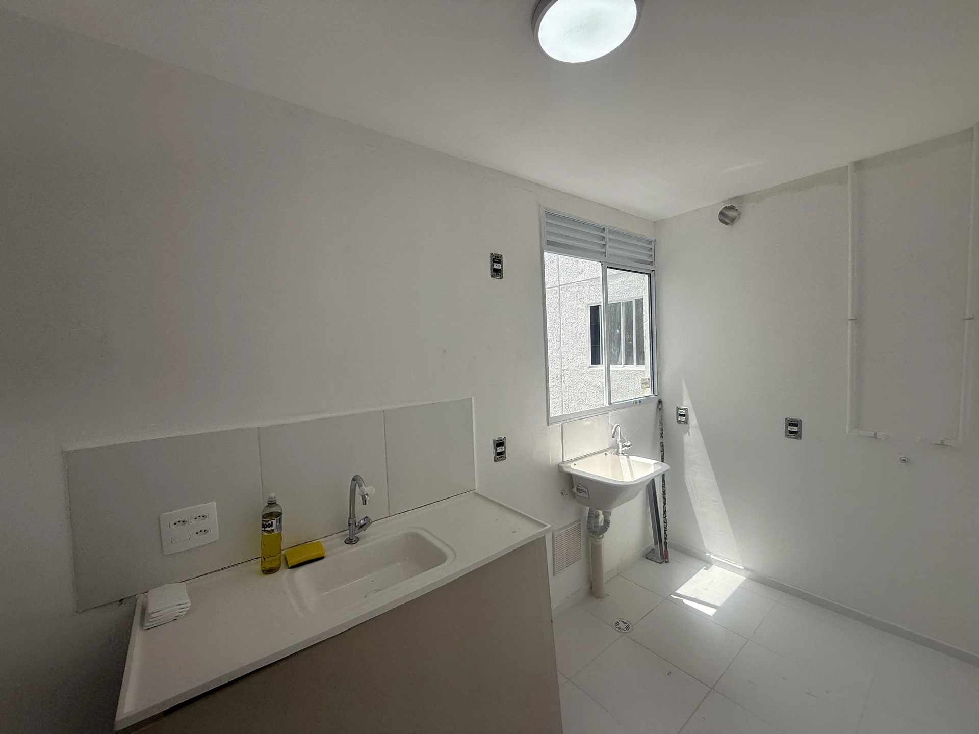 Робоче місце та 2 спальні: квартира 49 м² — photo 3