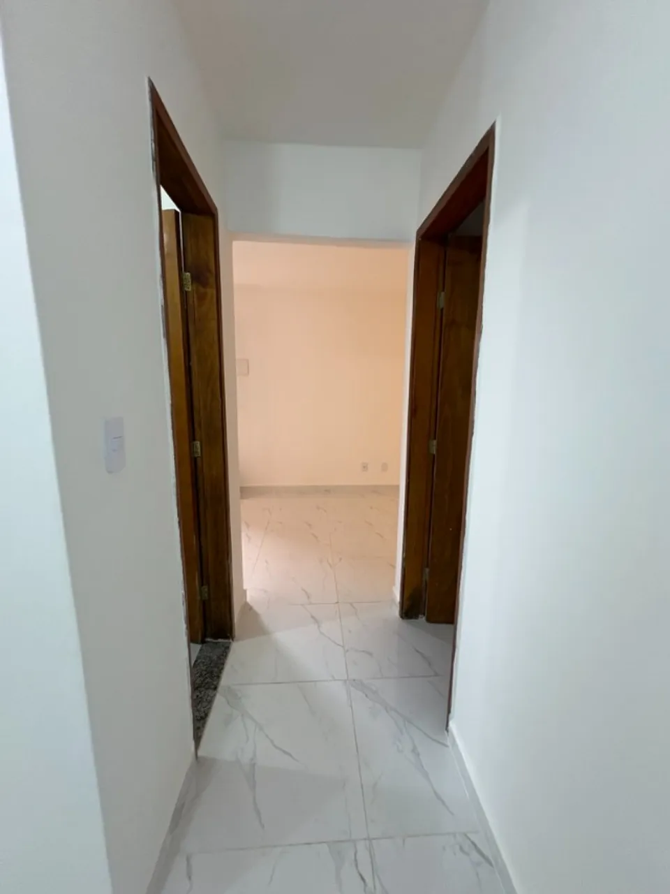 1-bedroom apartment with air conditioning and glass shower — photo 5