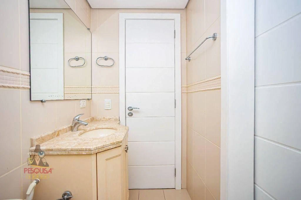 Apartment with 4 bedrooms and 190 m² — photo 23