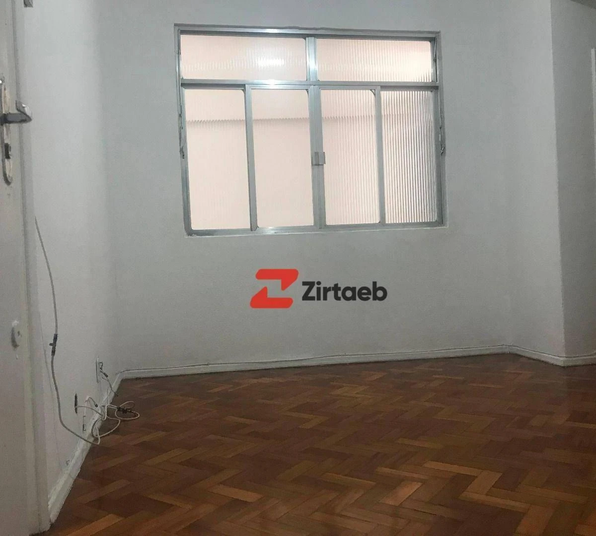 2-bedroom apartment with wood or laminate floors — photo 8