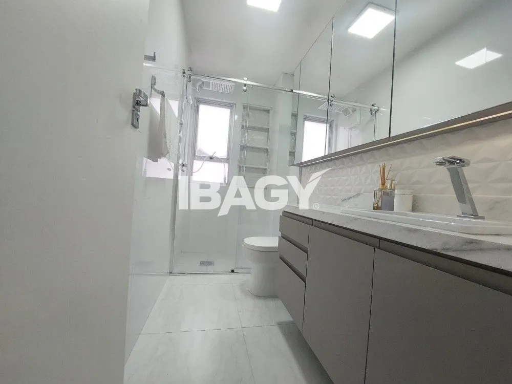 Washing machine in a one-bedroom apartment, 44 m² — photo 17