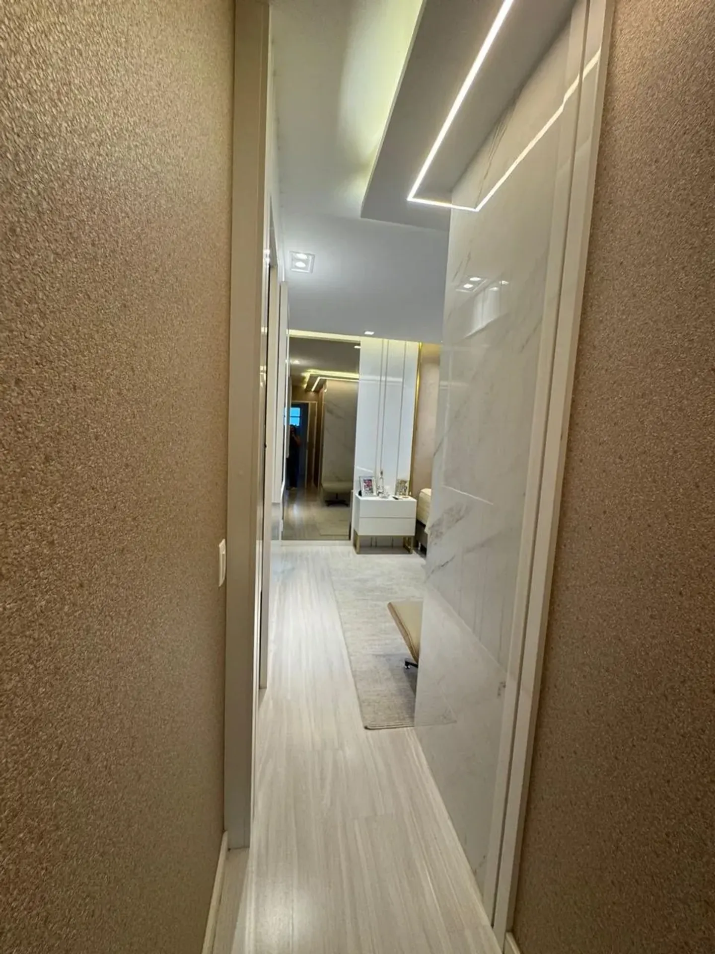 Furnished 130 m² apartment with 3 bedrooms — photo 23