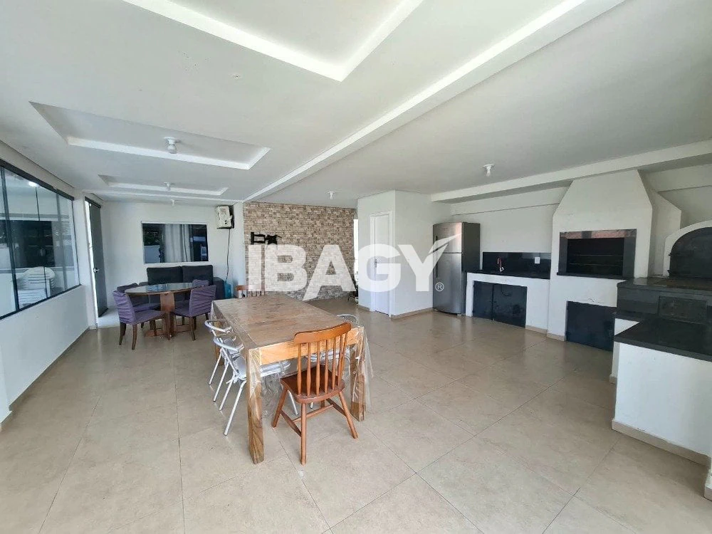 3-bedroom house with a private pool — photo 25