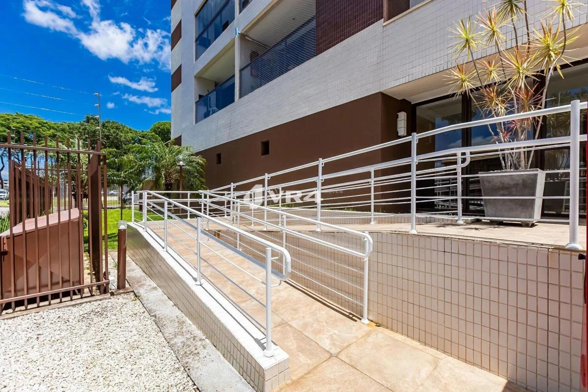 Furnished 1-bedroom apartment with 1 parking spot — photo 35