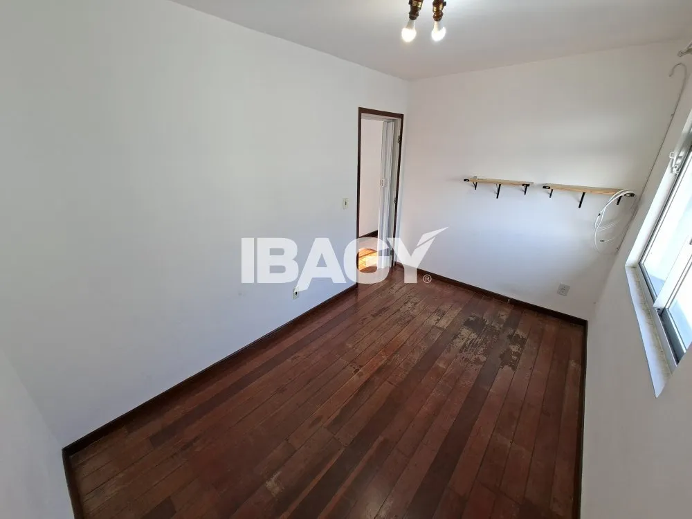 Unfurnished 2-bedroom apartment with no parking and fitted kitchen — photo 8