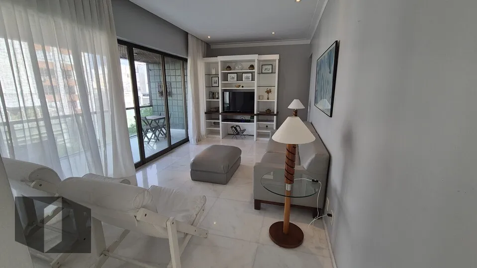 Unfurnished 2-bedroom, 2-bath apartment with parking — photo 13