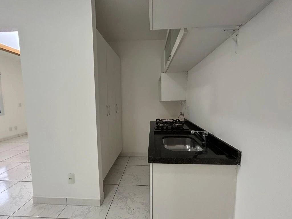 Apartamento de 47 m² com 1 quarto e varanda