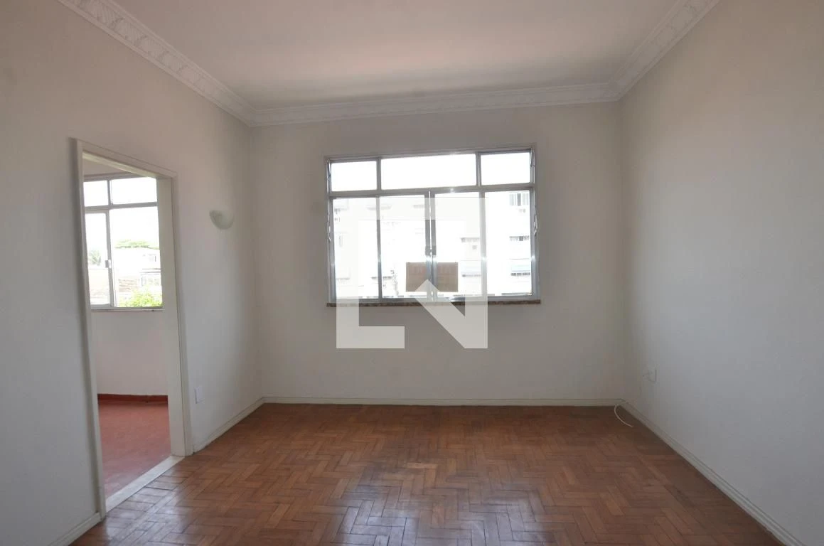 Rental apartment with 2 bedrooms and 1 bathroom