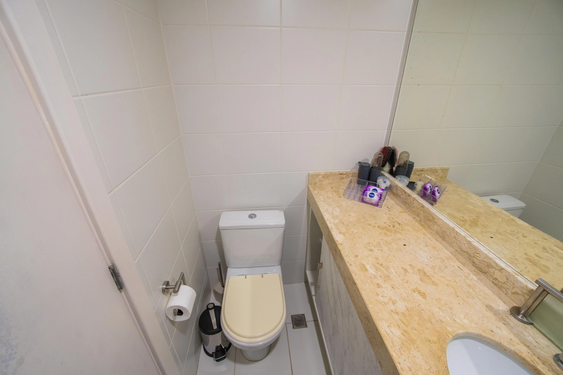Квартира з 2 спальнями та пральною машиною — photo 35