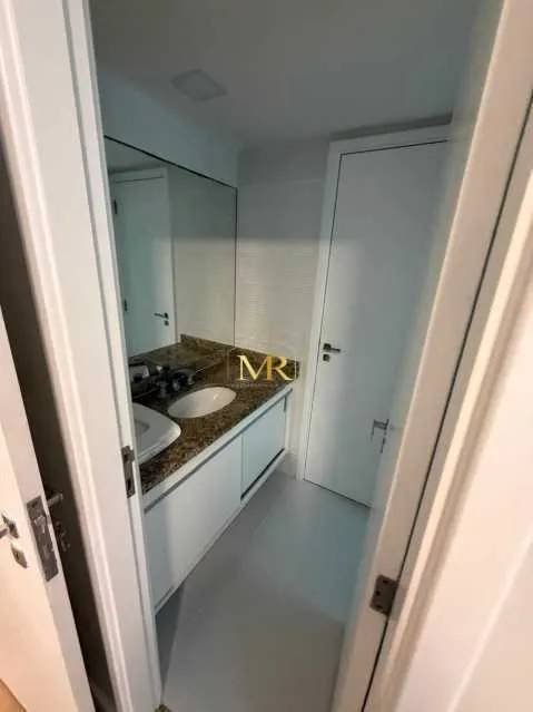 Apartment, 170 m², with a jacuzzi — photo 23