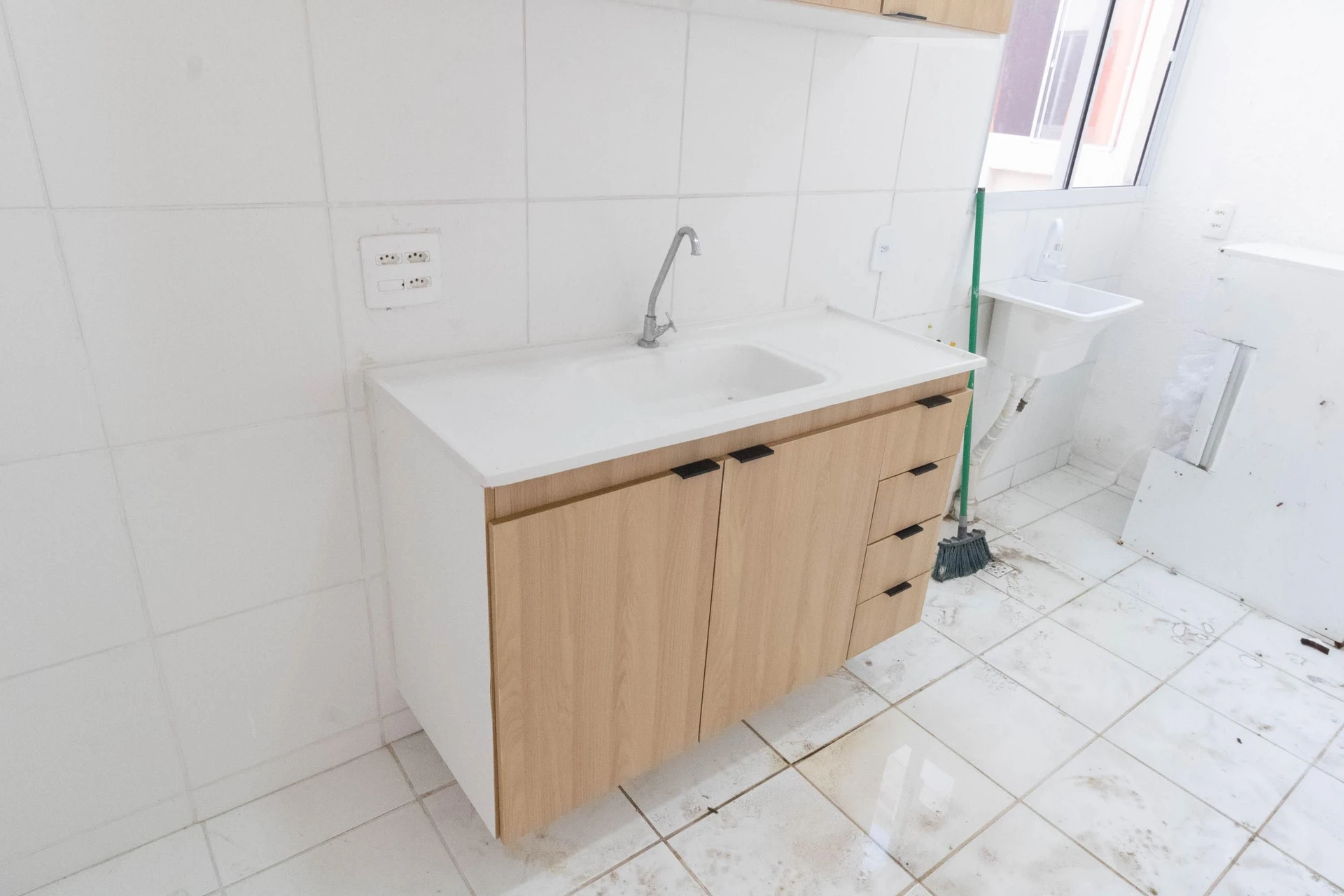 Unfurnished rental apartment with 2 bedrooms and 1 parking spot — photo 6