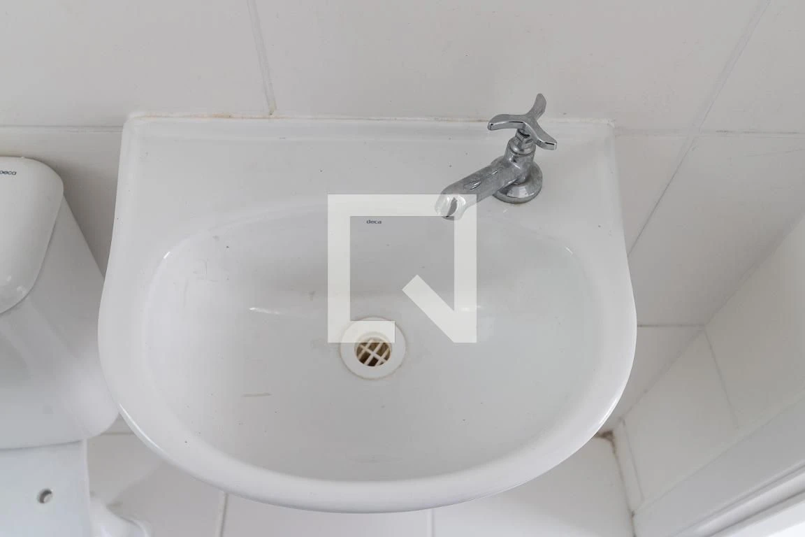 Apartamento com 2 quartos, 1 banheiro e 1 vaga — photo 34