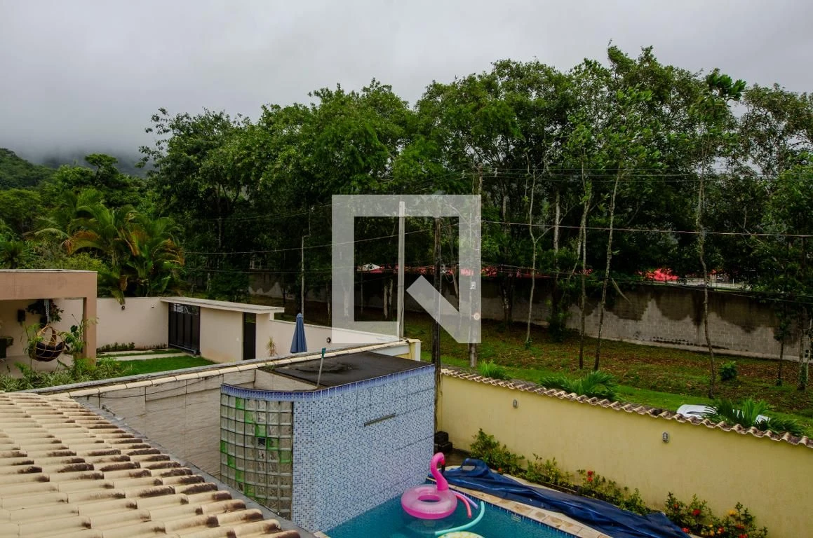 Casa mobiliada com 4 dormitórios e área de lavanderia — photo 10