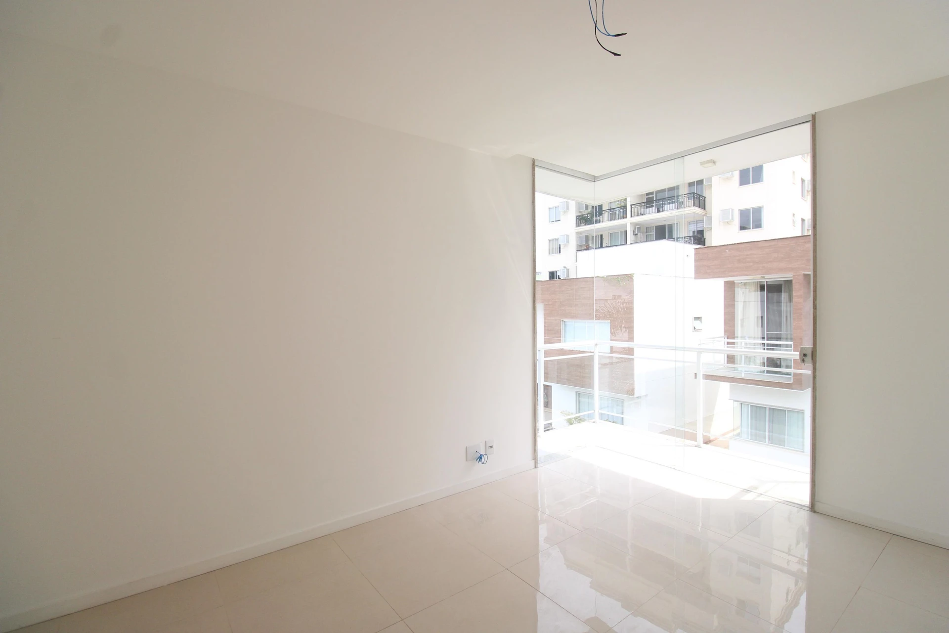 3-bedroom house with a grill on the balcony — photo 43