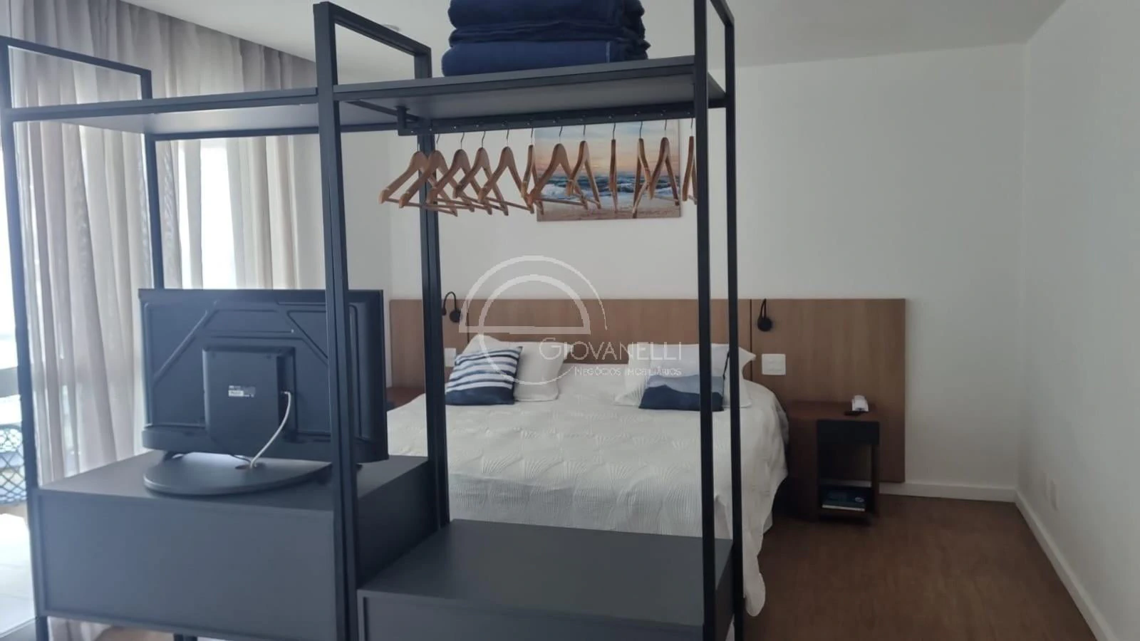 Furnished 1-bedroom apartment with gas kitchen — photo 11
