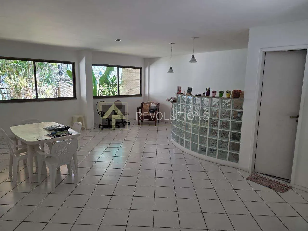 Apartamento mobiliado com 3 quartos e 3 banheiros — photo 18