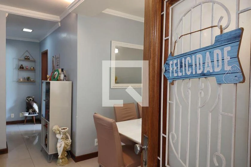 Home office in a 3-bedroom house, 198 m² — photo 15