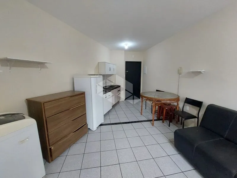 Furnished studio, 26 m², with a washing machine — photo 3