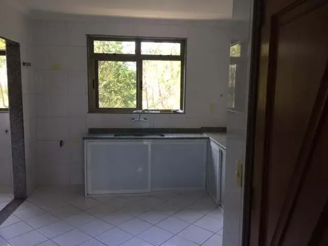 Apartment for rent with 4 bedrooms and 160 m² — photo 26
