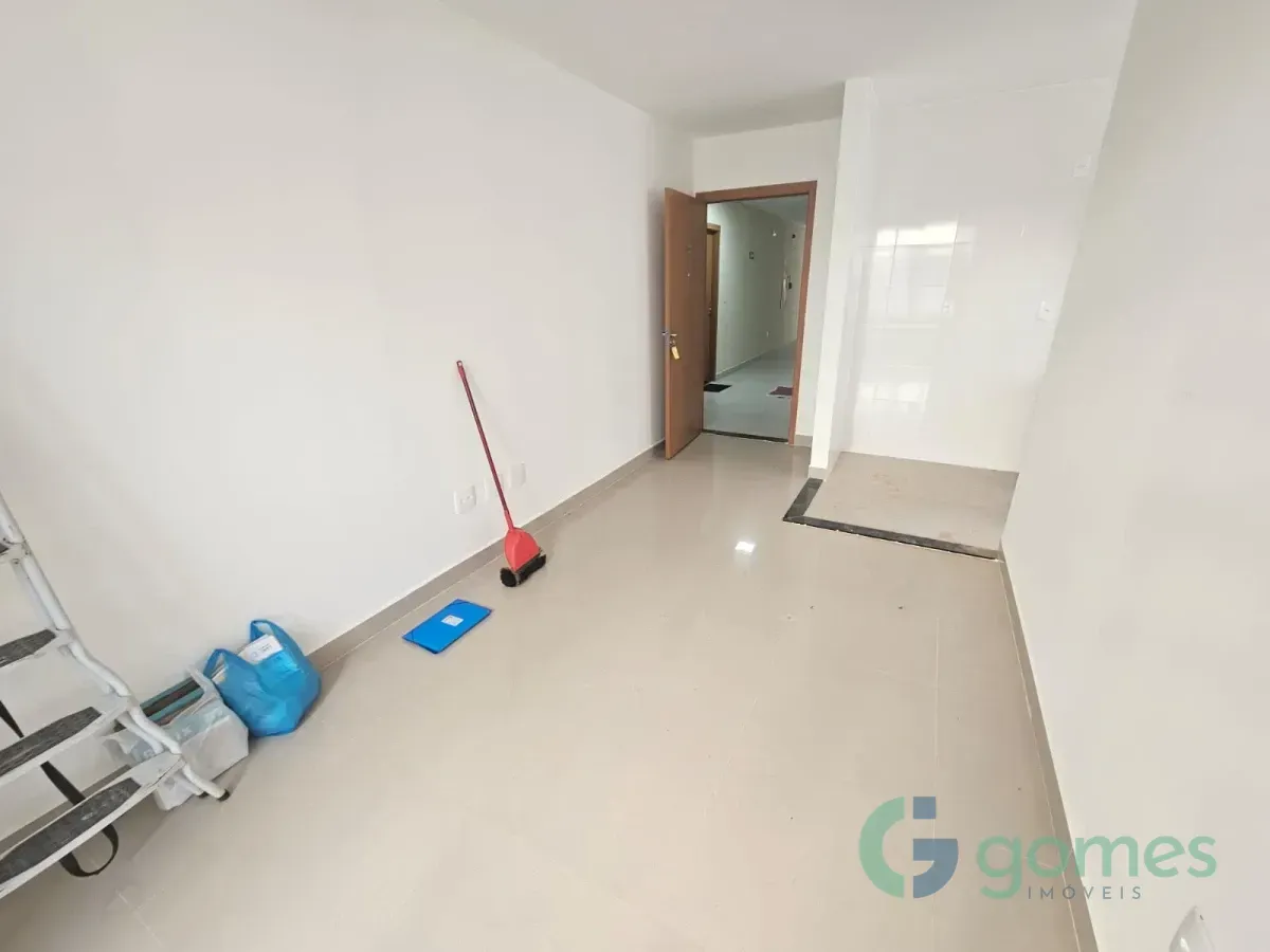 2-bedroom apartment in a building with a pool — photo 4