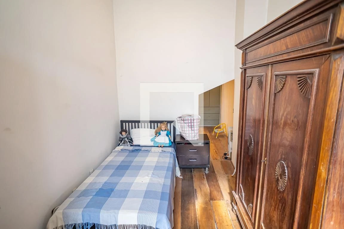 Furnished house, 300 m², with floor-to-ceiling windows — photo 110