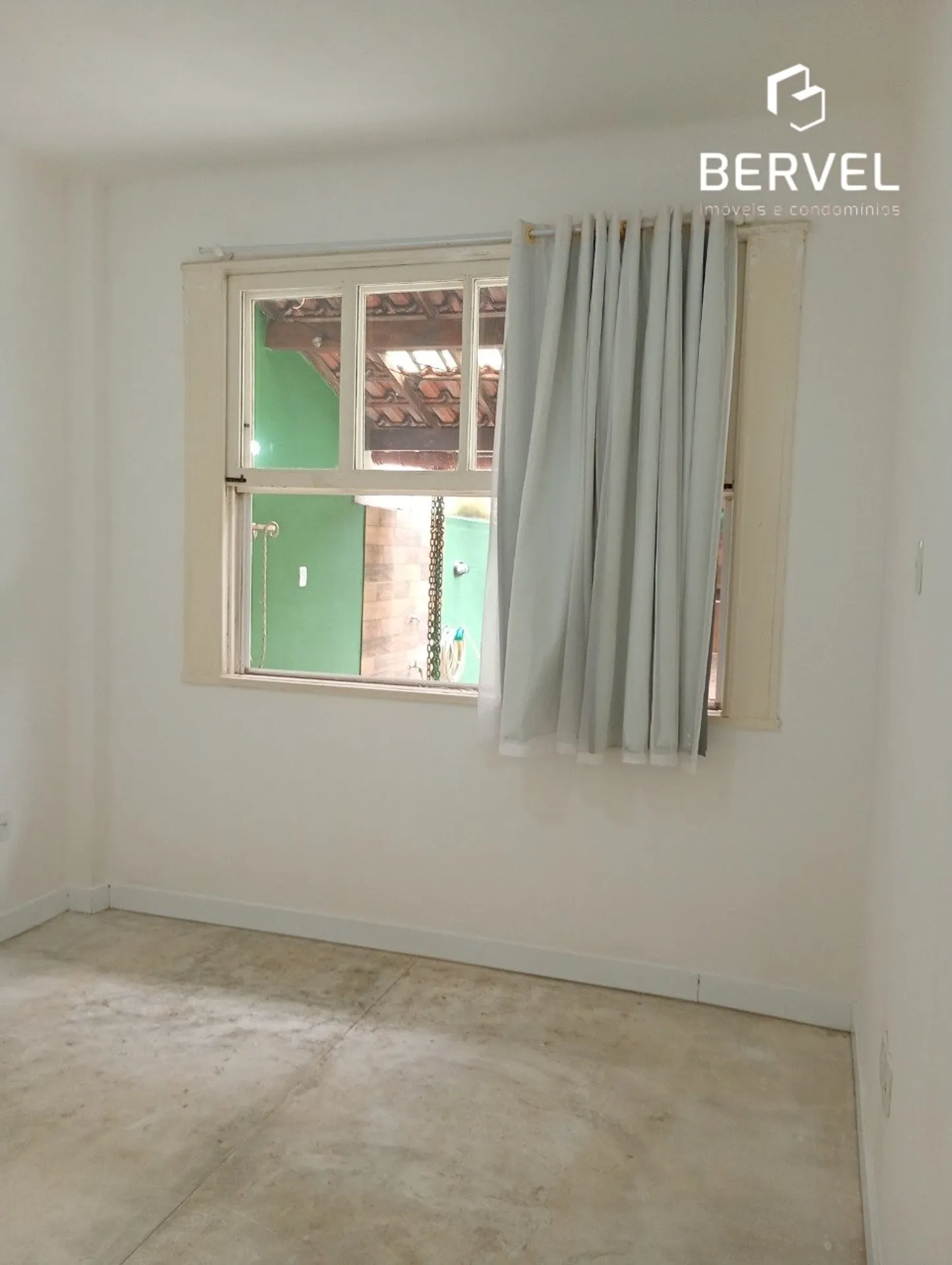 Apartamento de 2 quartos em condomínio com piscina — photo 7