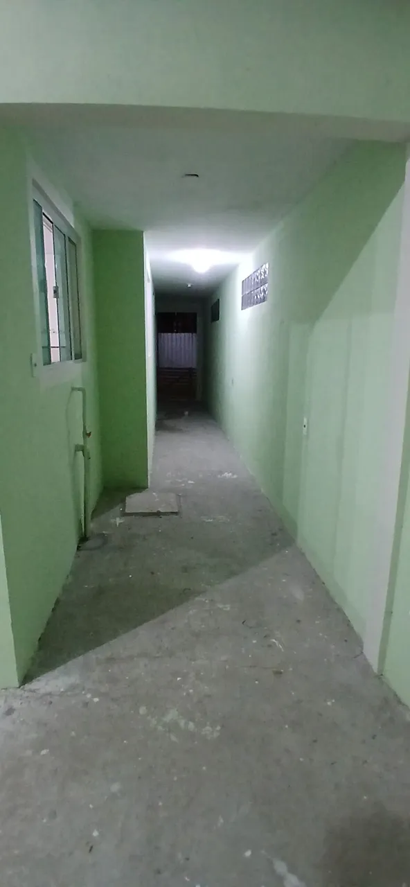 375 m² house with a dishwasher and a water view — photo 17