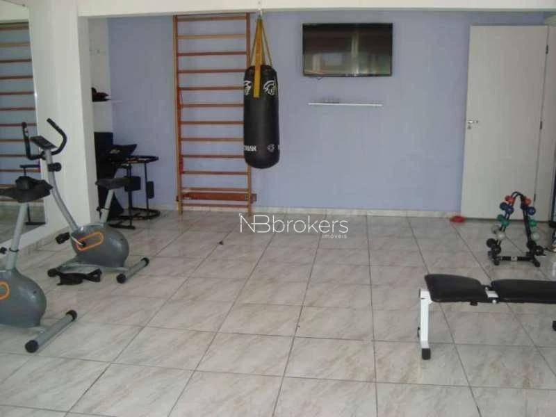 2-bedroom apartment with a washing machine in Curitiba — photo 45