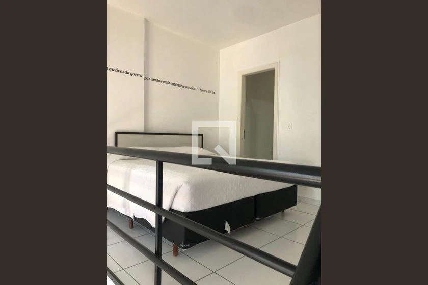 Furnished studio of 61 m² with an open kitchen — photo 8