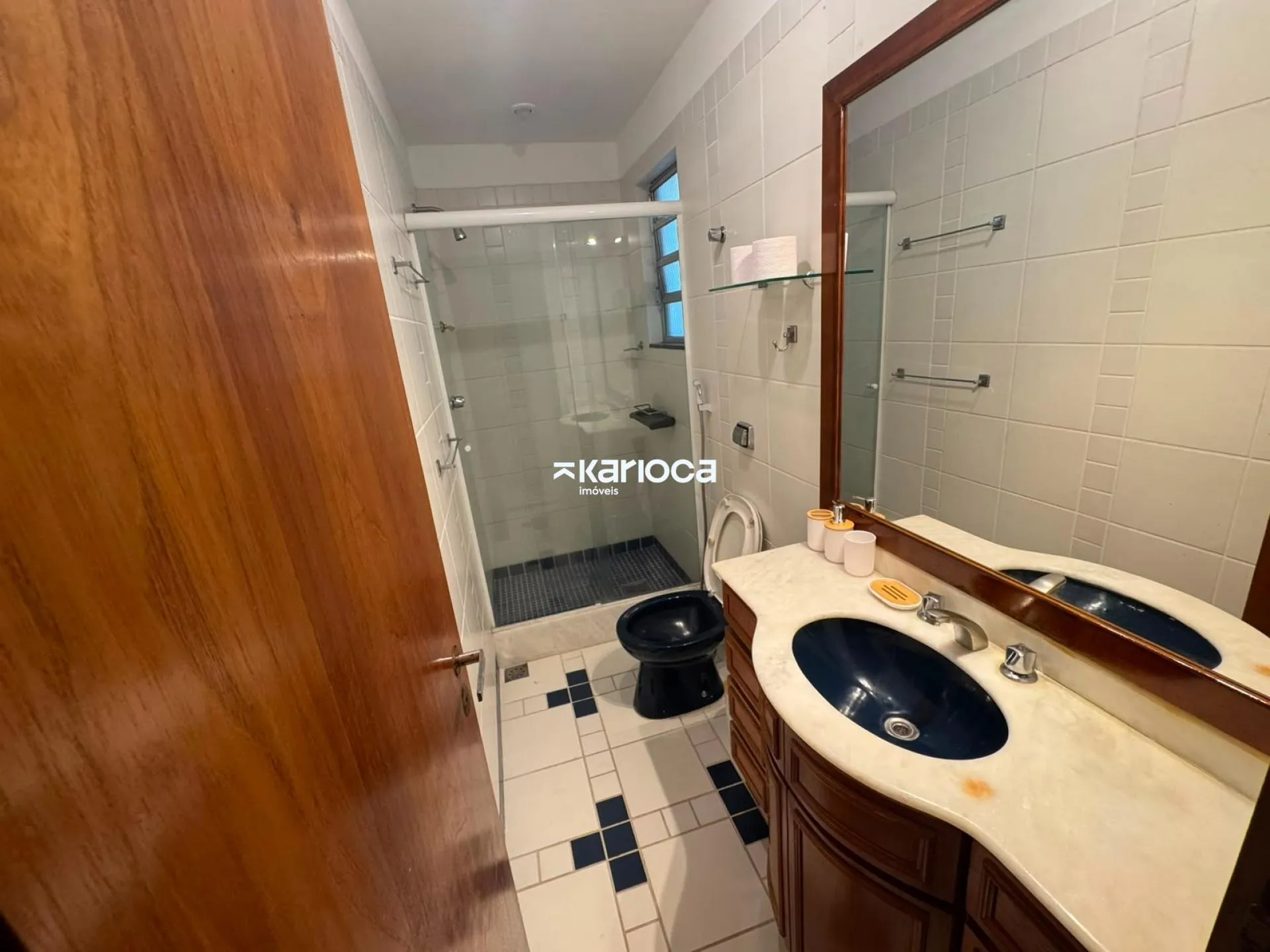 3-bedroom apartment with a washing machine — photo 22