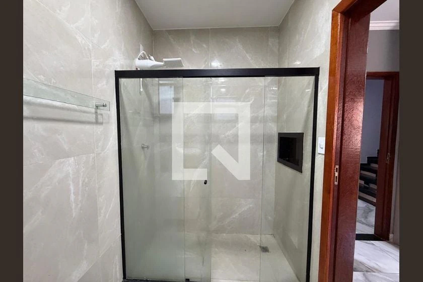 Casa sem mobília com 5 quartos e 350 m², com jardim — photo 23