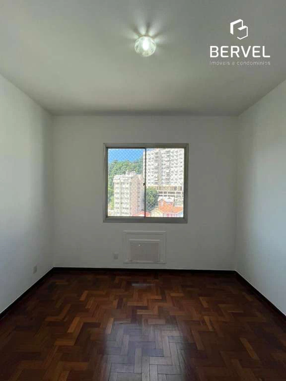 112 m² rental apartment with 3 bedrooms and city view — photo 6