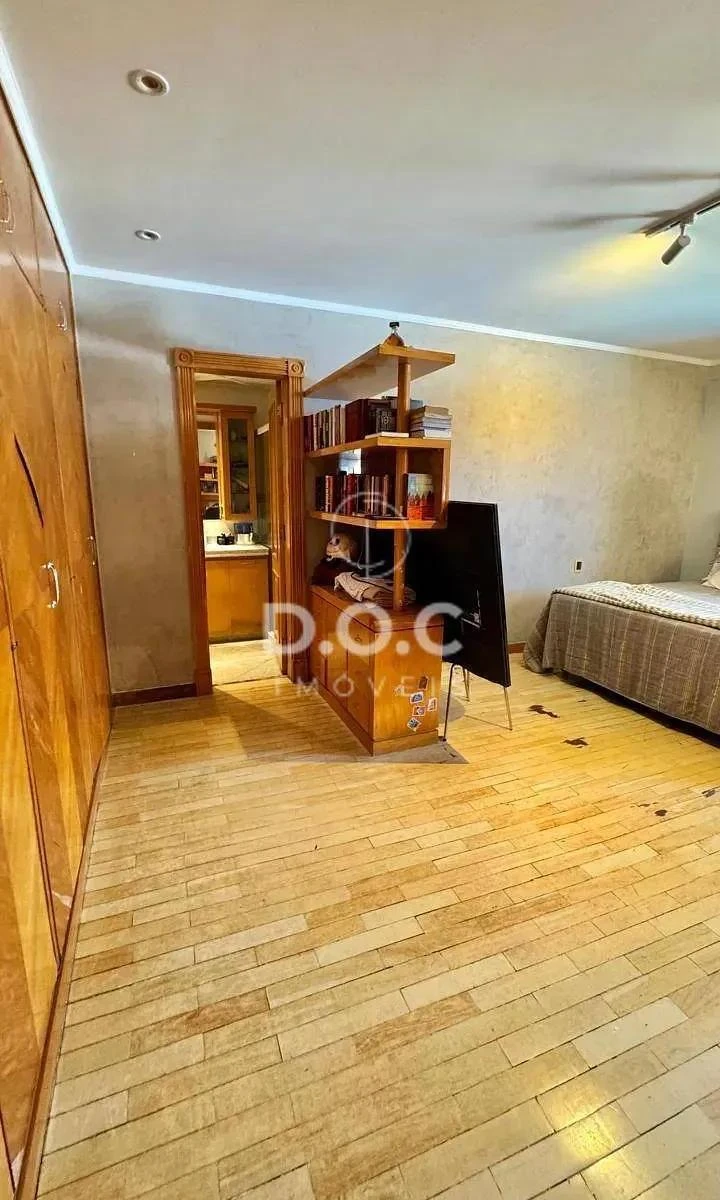 Apartamento de 300 m² com 4 quartos e 3 suítes — photo 18