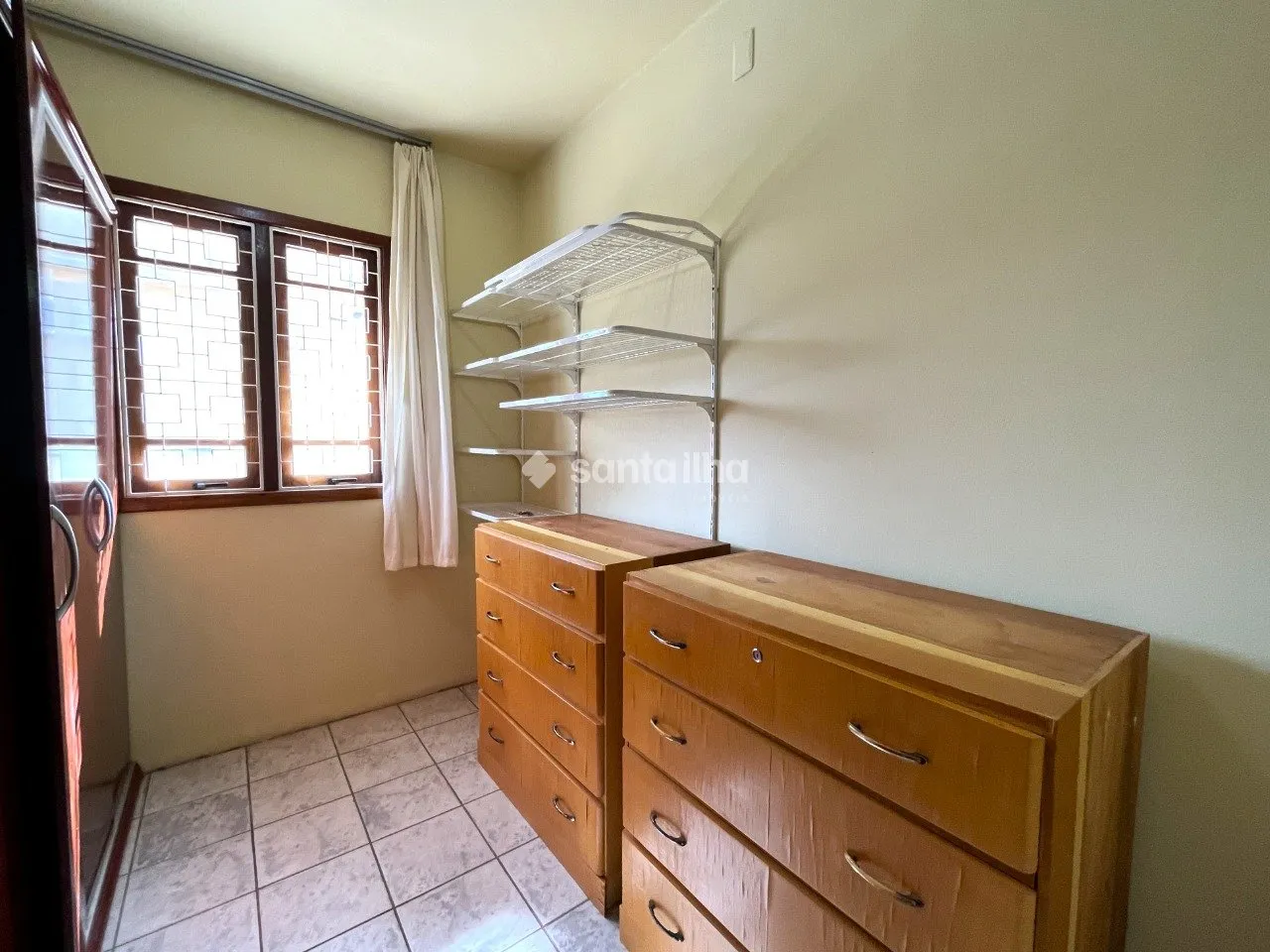 200 m² house with a private BBQ and a grill on the balcony — photo 34