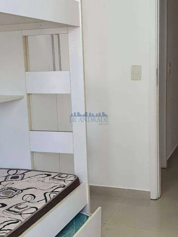 Furnished 2-bedroom apartment with a suite and balcony — photo 23