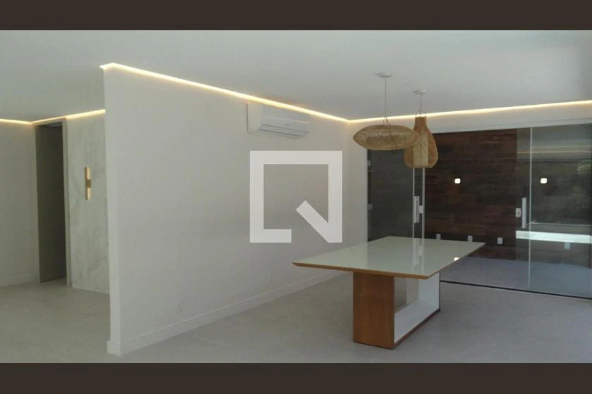 House, 384 m², with floor-to-ceiling windows — photo 27