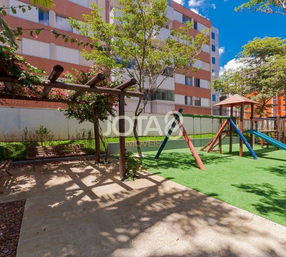 Furnished 3-bedroom apartment with 201 m² — photo 50