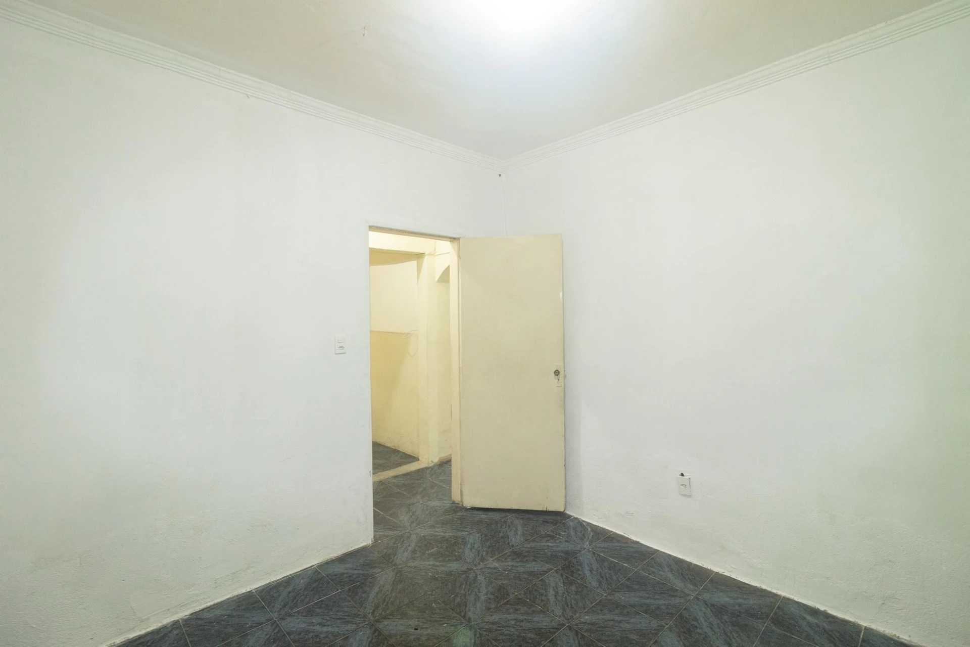 Casa com 2 quartos, 1 suíte e área de lavanderia — photo 28