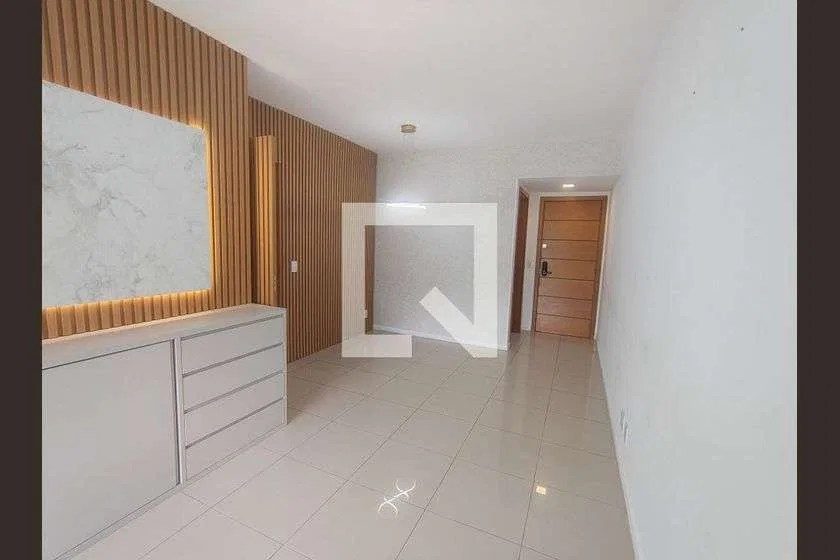 85 m² apartment with 3 bedrooms and a glass-enclosed balcony — photo 6