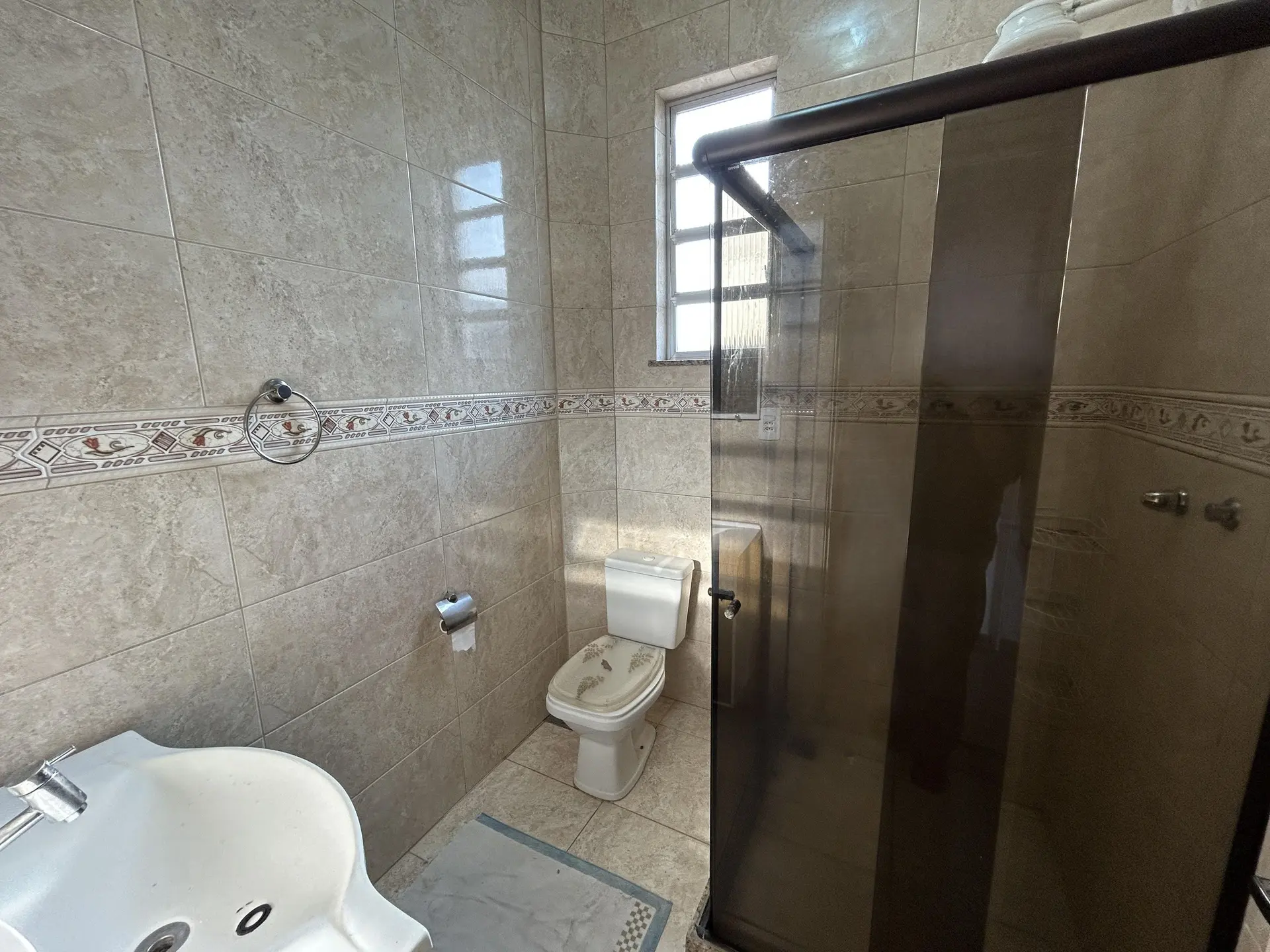 Apartment, 86 m², with wood or laminate floors — photo 32