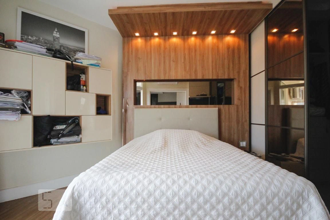 Furnished 1-bedroom apartment with open-plan kitchen — photo 25