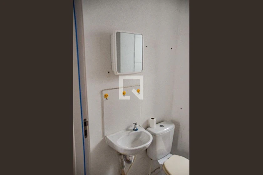 2-bedroom 45 m² apartment with a dedicated laundry area — photo 10